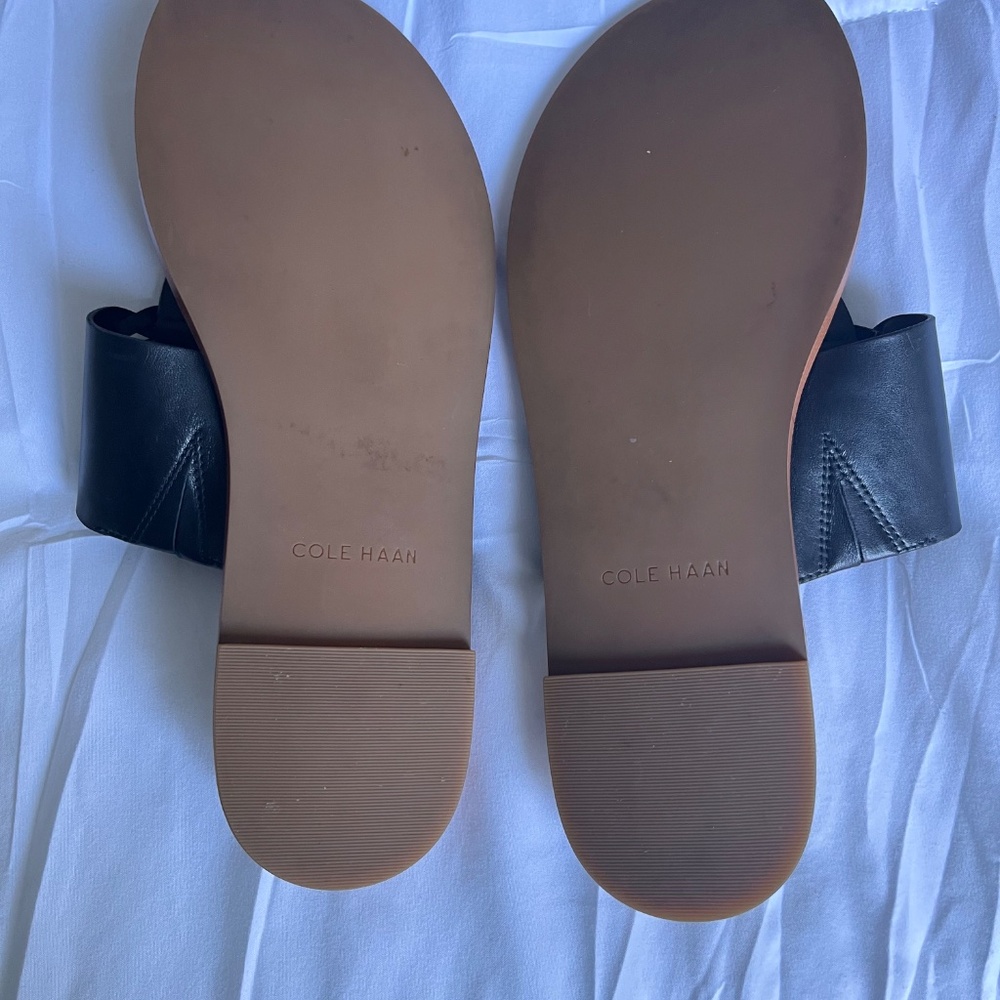 Cole Haan Women’s Black Felix Grand Thong Sandal Size 7 - Picture 7 of 7